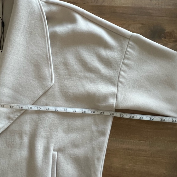 H by Halston oversize coat - Picture 5 of 11